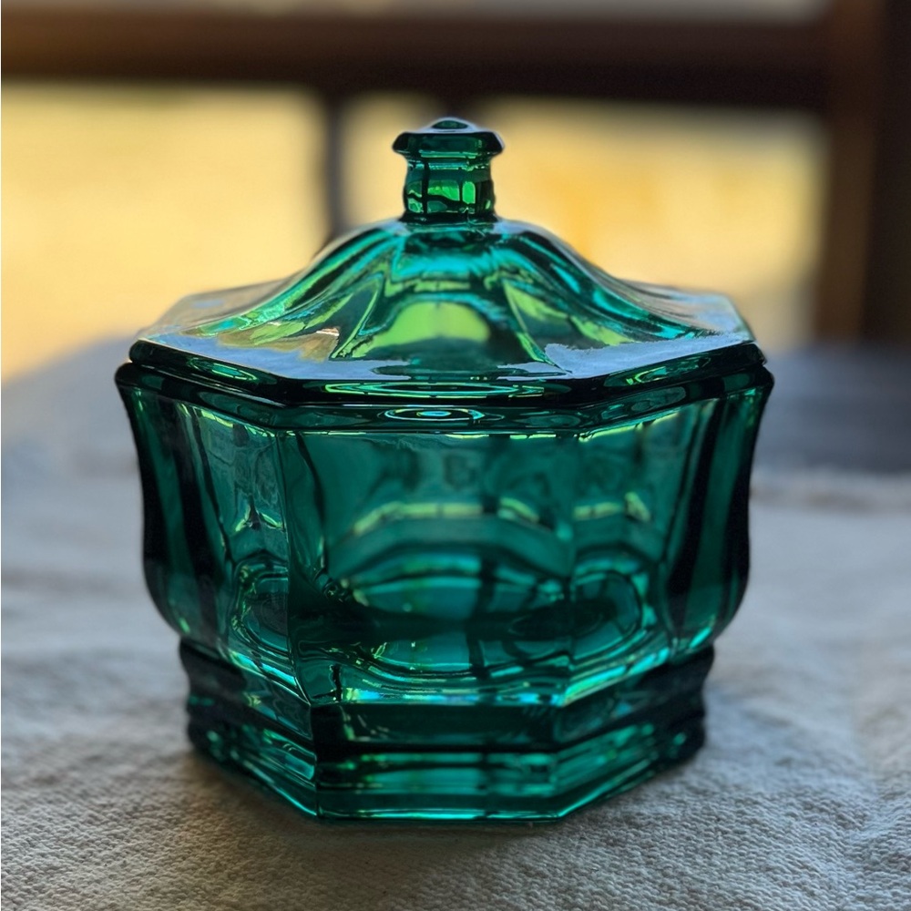 Vintage Indiana Glass GREEN CONCORD Octagon Candy Dish With Lid